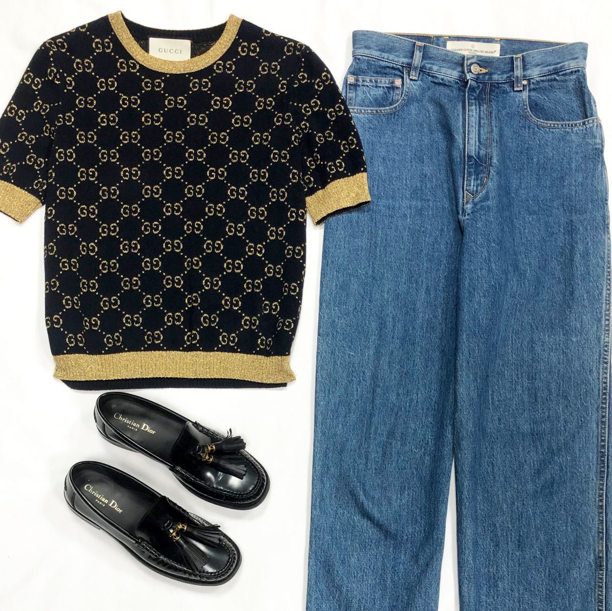 Кофта/ люрекс / Gucci размер M цена 23 483 руб
Джинсы Golden Goose размер 26 цена 4 697 руб
Лоферы Christian Dior размер 38.5 цена 46 965 руб