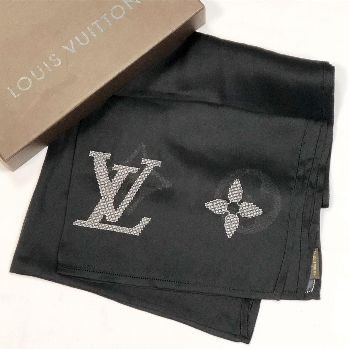 Палантин Louis Vuitton размер 190/70 цена 18 462 руб 