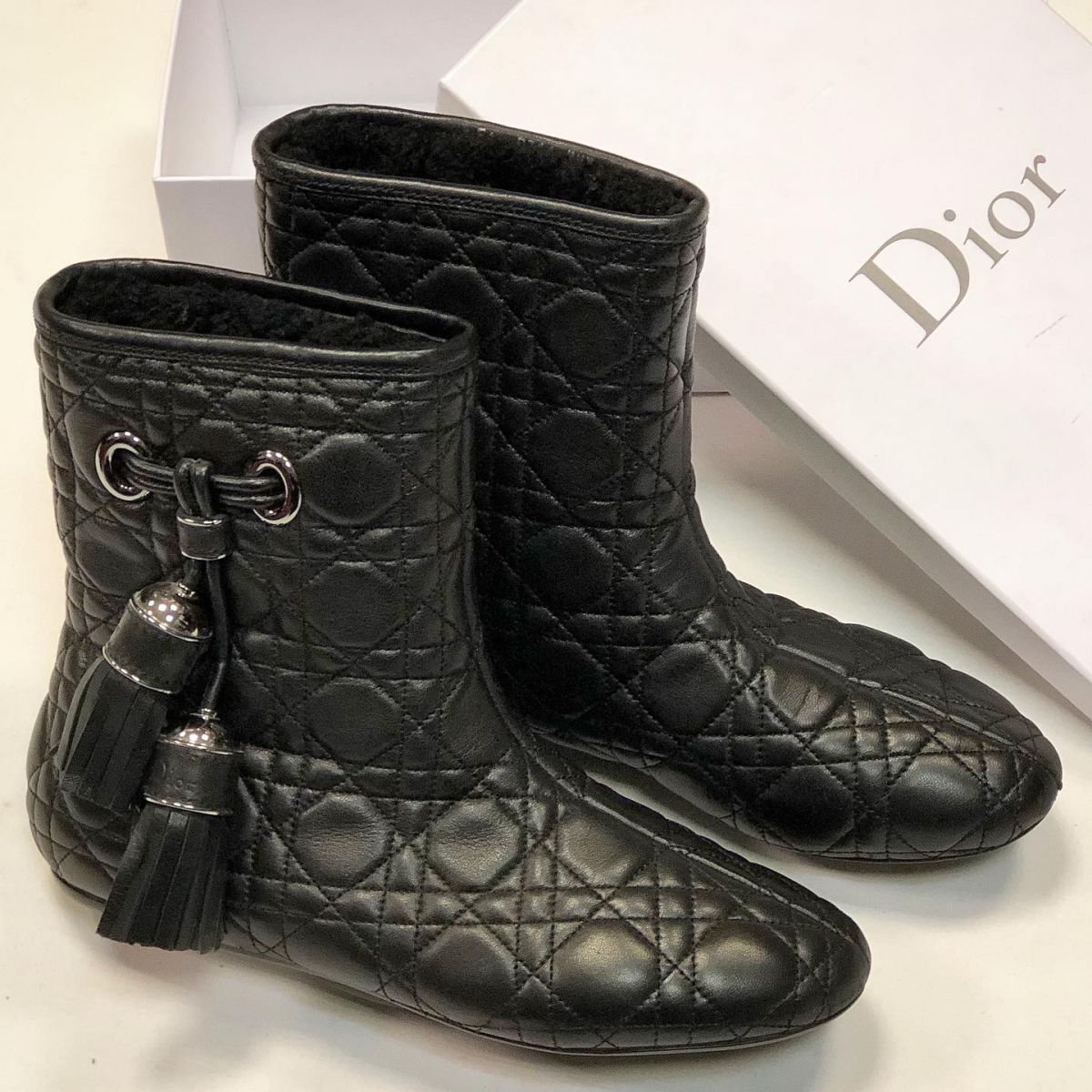 Ботинки / на меху / Christian Dior  размер 38.5 цена 15 385 руб