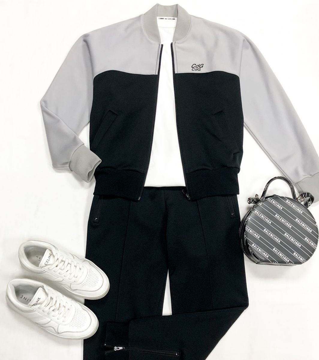 Костюм COMME Des Garçon размер S цена 7 828 руб
Кеды Celine размер 37 цена 15 655 руб 
Сумка Balenciaga