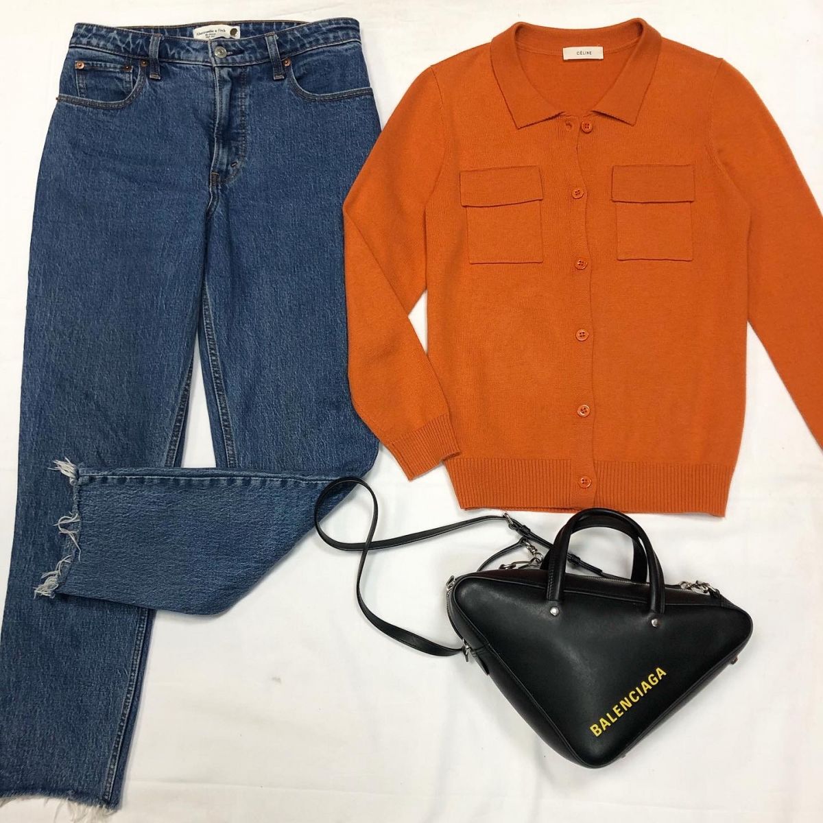 Кофта Celiné размер 38/42 цена 7 693 руб Джинсы A&amp;F размер 28 цена 3 077 руб Сумка Balenciaga