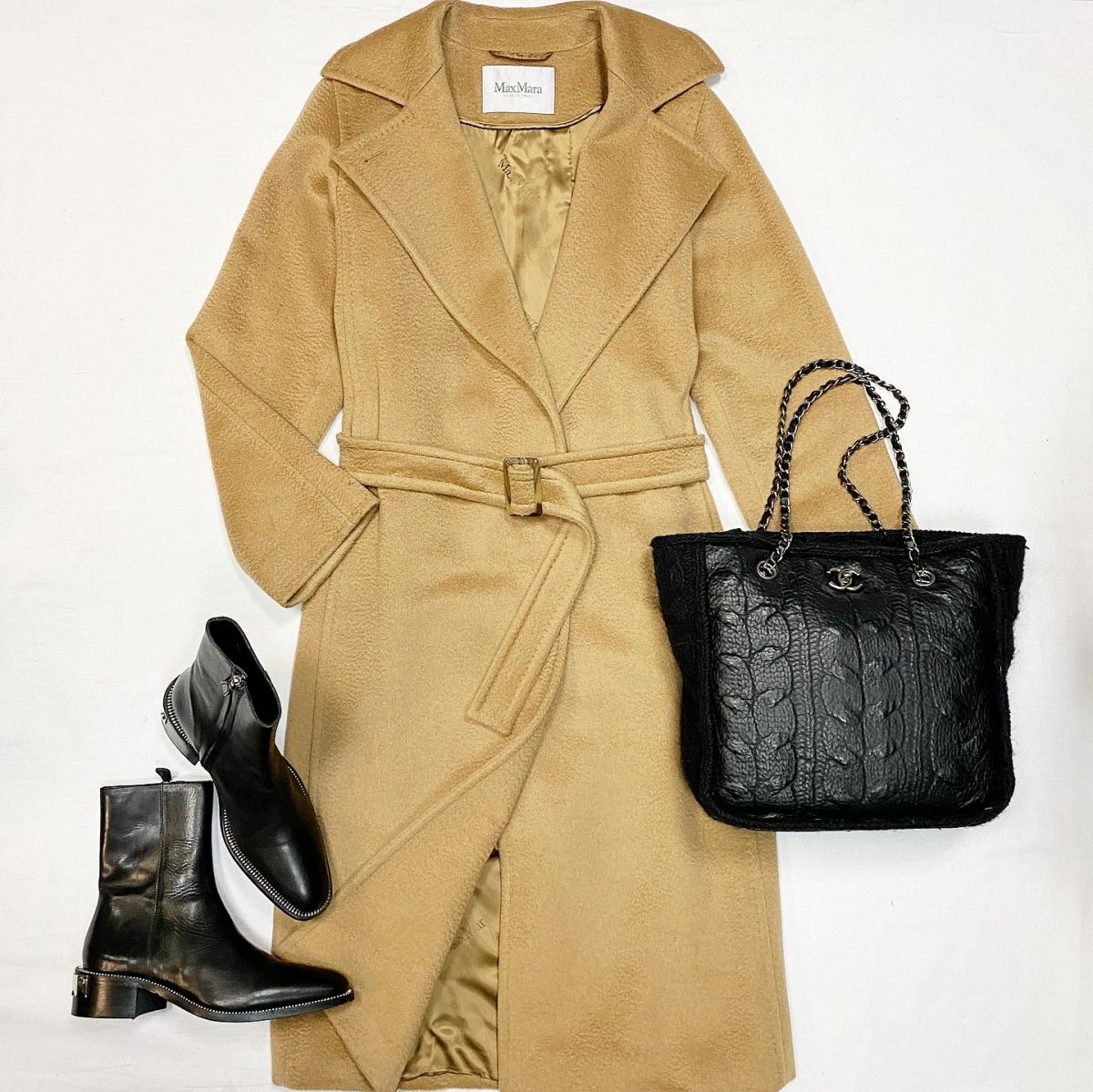 Пальто Max Mara размер 38 / 44 / цена 27 693 руб Ботинки Dsquared размер 37 цена 13 847 руб Сумка Chanel