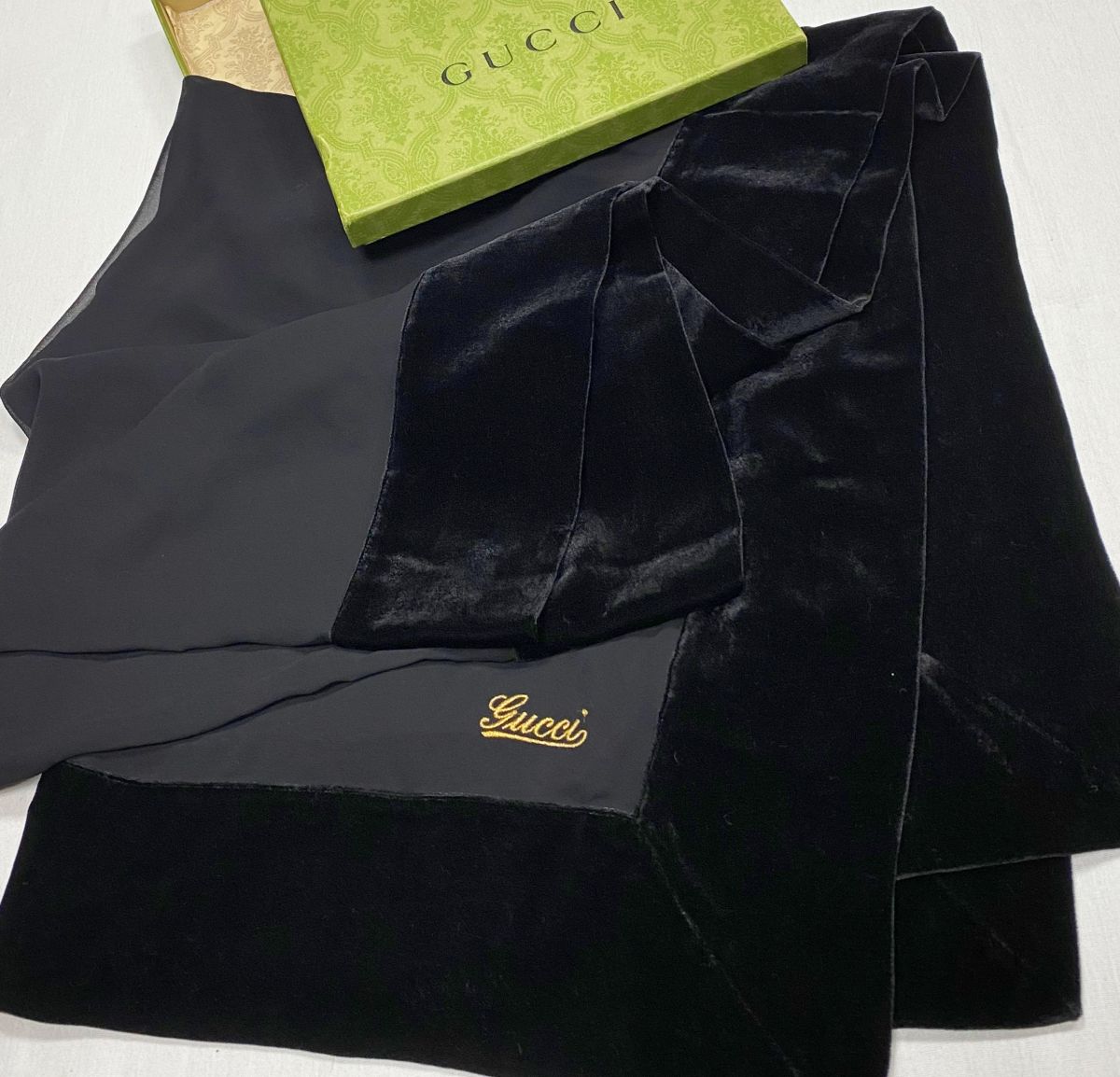 Палантин / бархат / шифон / Gucci размер 200/90 цена 15 655 руб