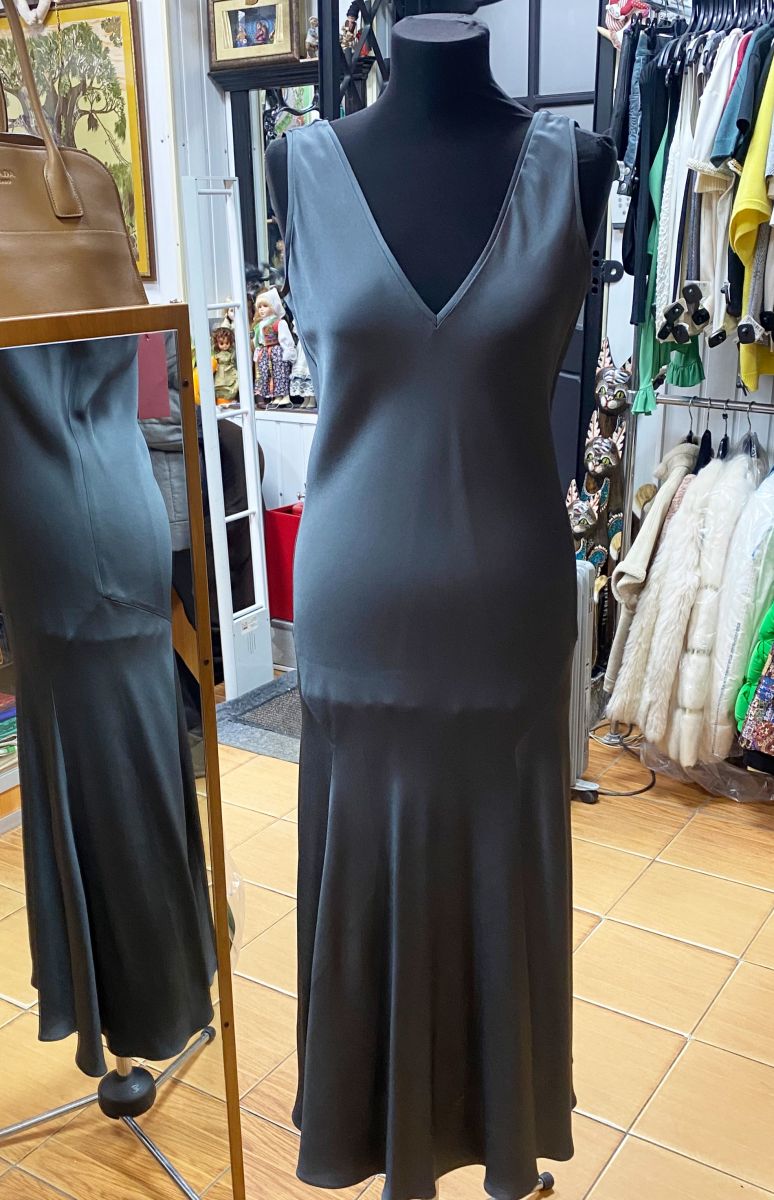 Платье Max Mara размер 42 цена 31 310 руб/ с биркой/