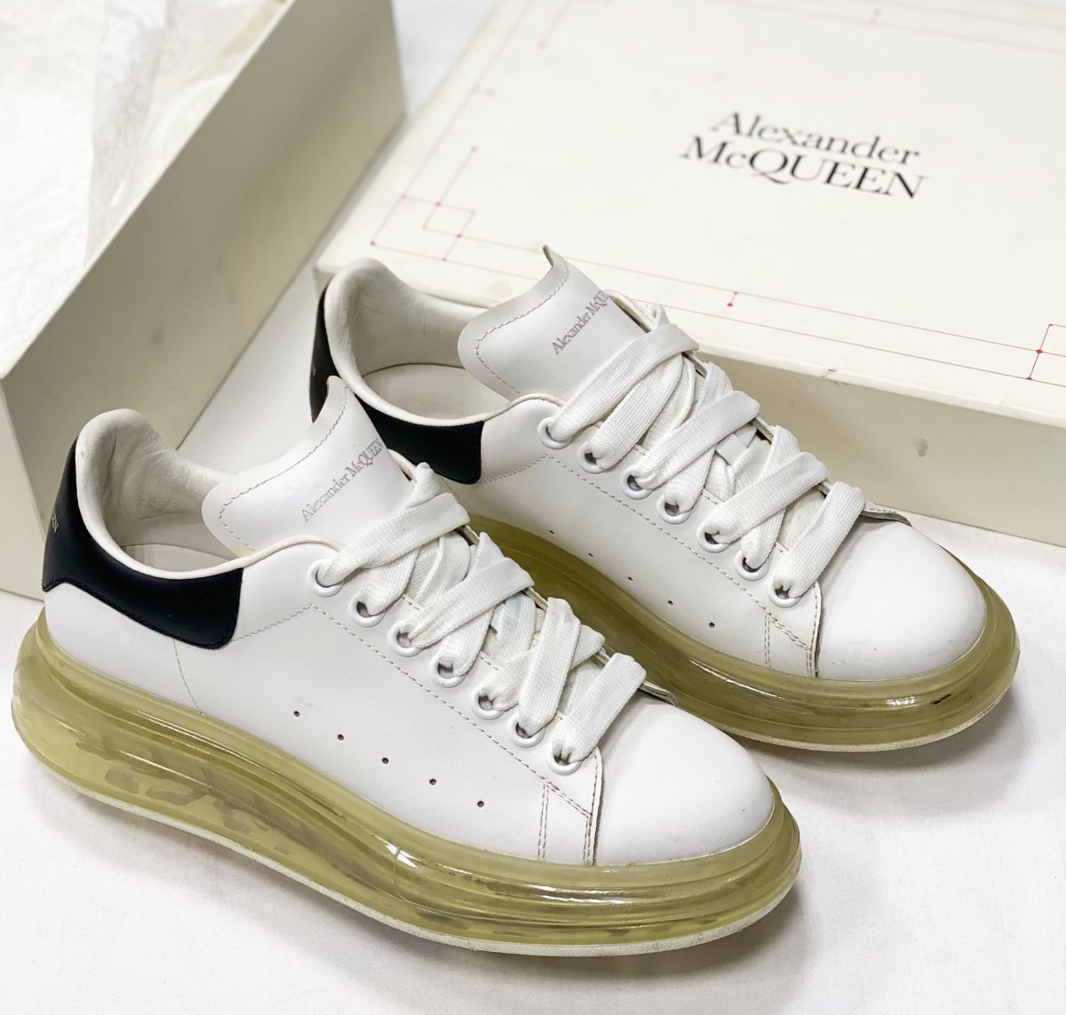 Кроссовки Alexander McQueen размер 38.5 цена 12 524 руб