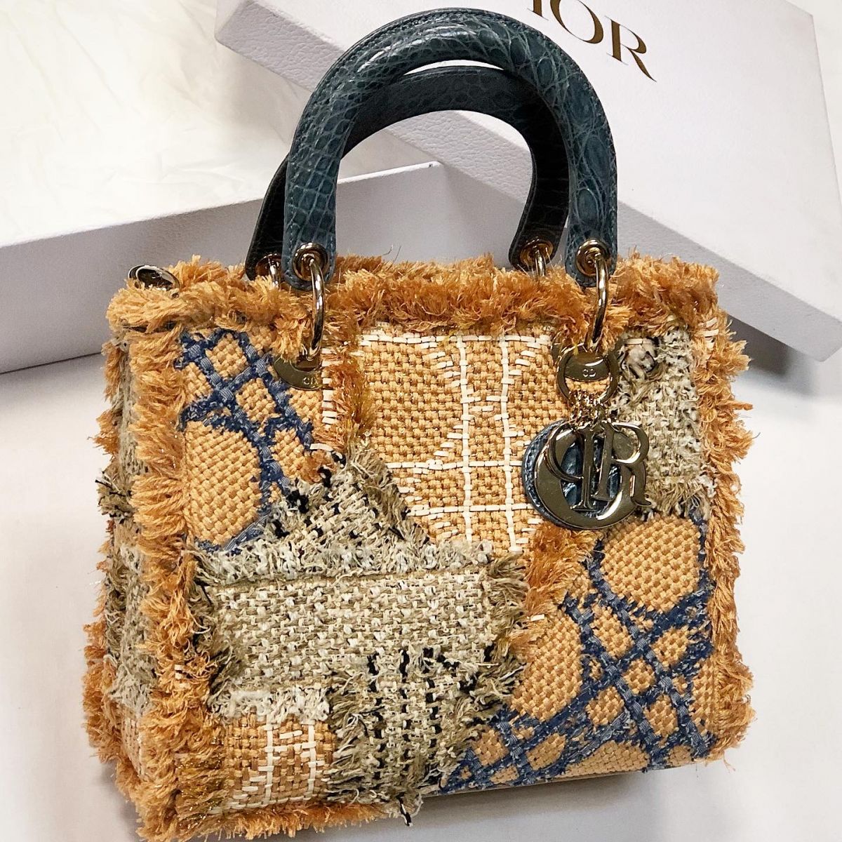 Сумка / отделка крокодил / Christian Dior  размер 25/20 цена 107 693 руб