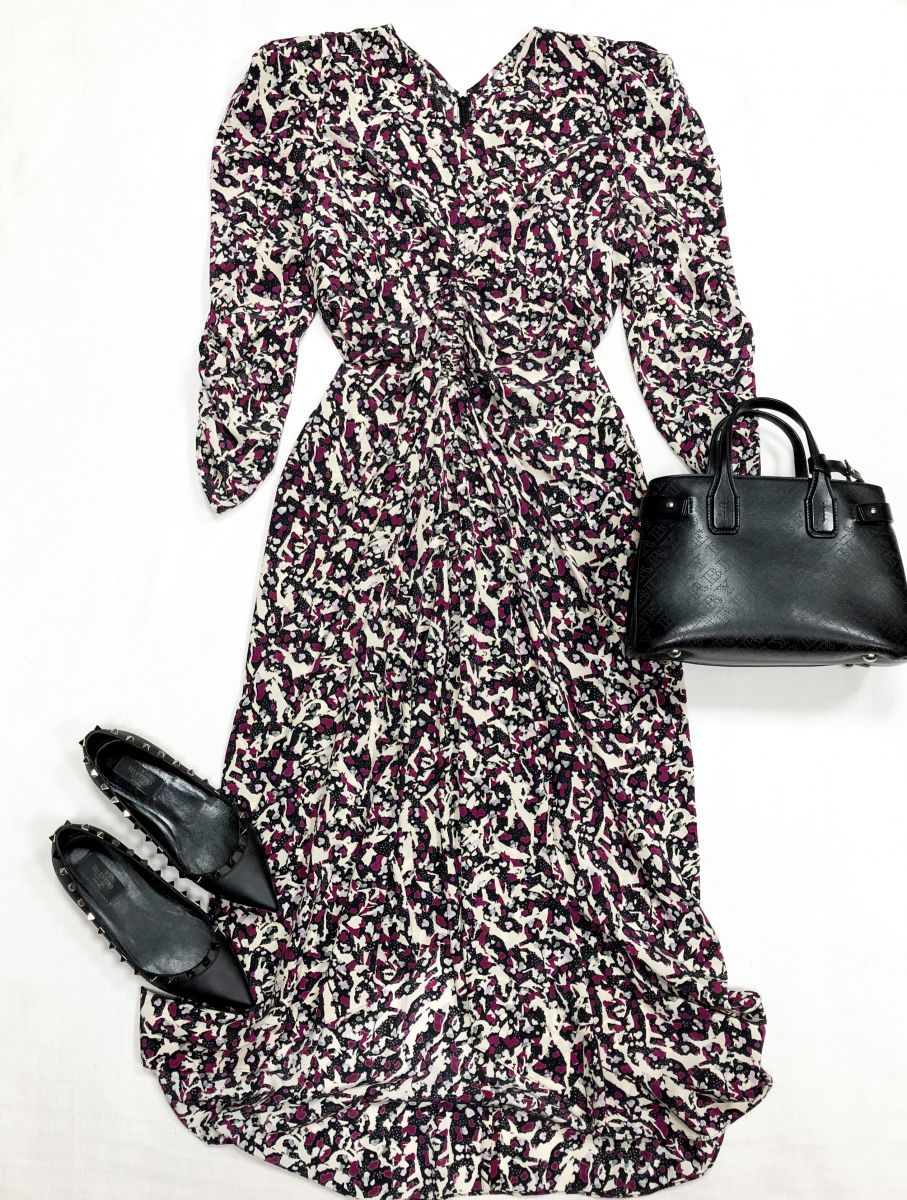 Платье Isabel Marant размер 40 цена 15 655 руб
Балетки Valentino размер 36 цена 15 655 руб
Сумка Burberry