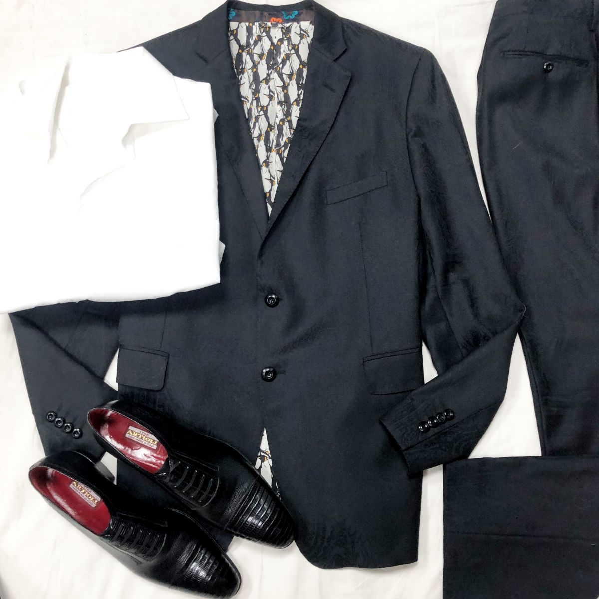 #Mechtamen
Костюм ETRO размер 60 цена 31 310 руб 
Туфли ARTIOLI размер 10 цена 31 310 руб