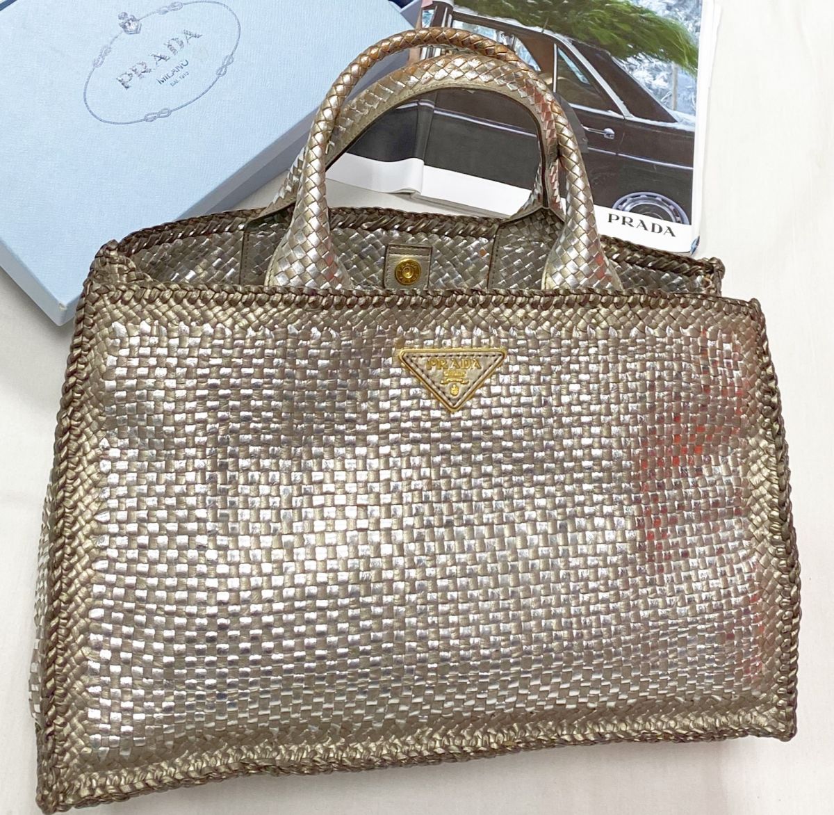 Сумка Prada размер 38/25 цена 78 275 руб