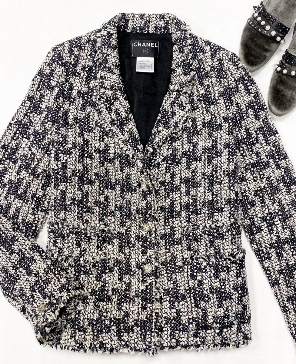 Жакет / твид / Chanel размер 44 цена 78 275 руб 