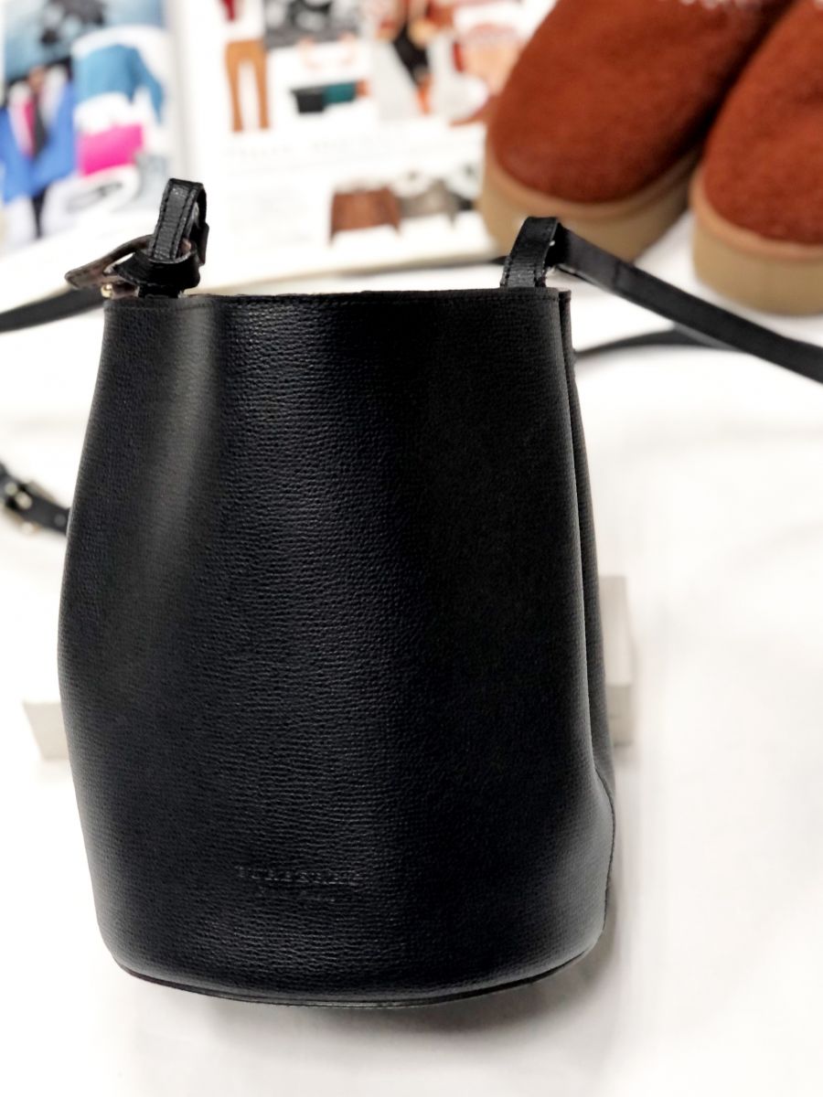 Сумка BURBERRY цена
15 655 руб