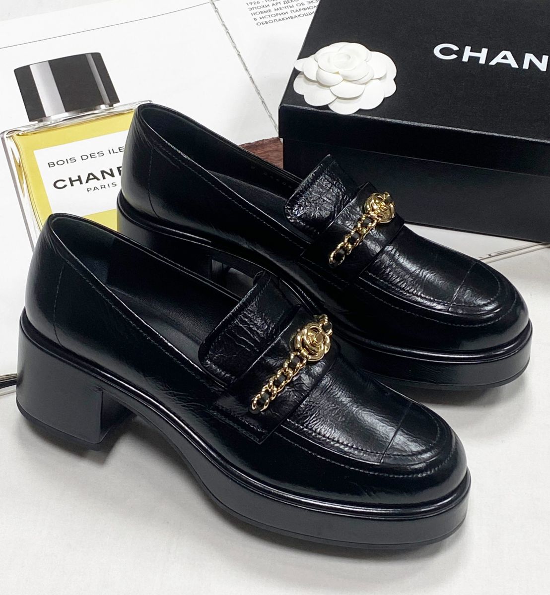 Лоферы Chanel размер 39.5 цена 172 205 руб
