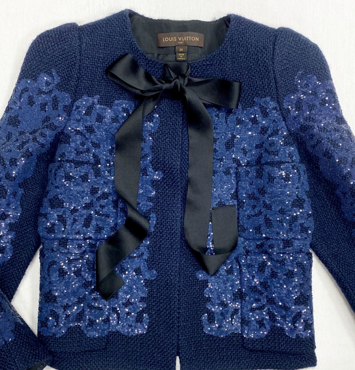 Жакет / пайетки/ Louis Vuitton размер 36 цена 39 138 руб
Туфли Gucci размер 37.5 цена 23 483 руб