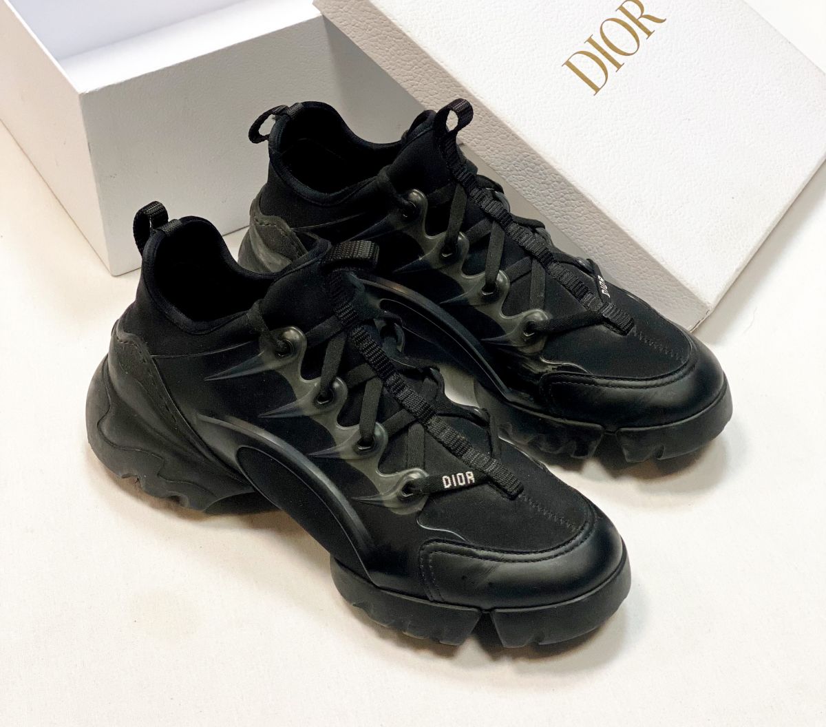 Кроссовки Dior размер 39.5 цена 23 078 руб 