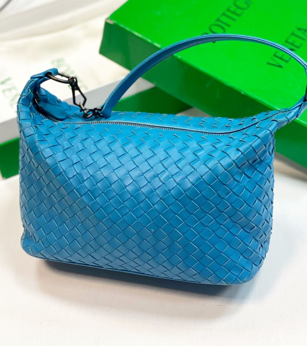 Сумка Bottega Veneta размер 25/15 цена 38 463 руб 