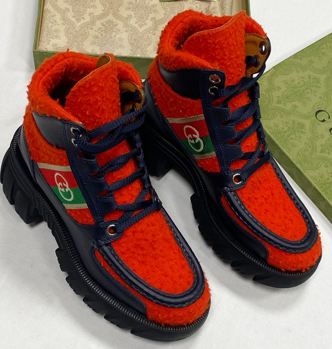 Ботинки Gucci размер 37.5 цена 45 400 руб
