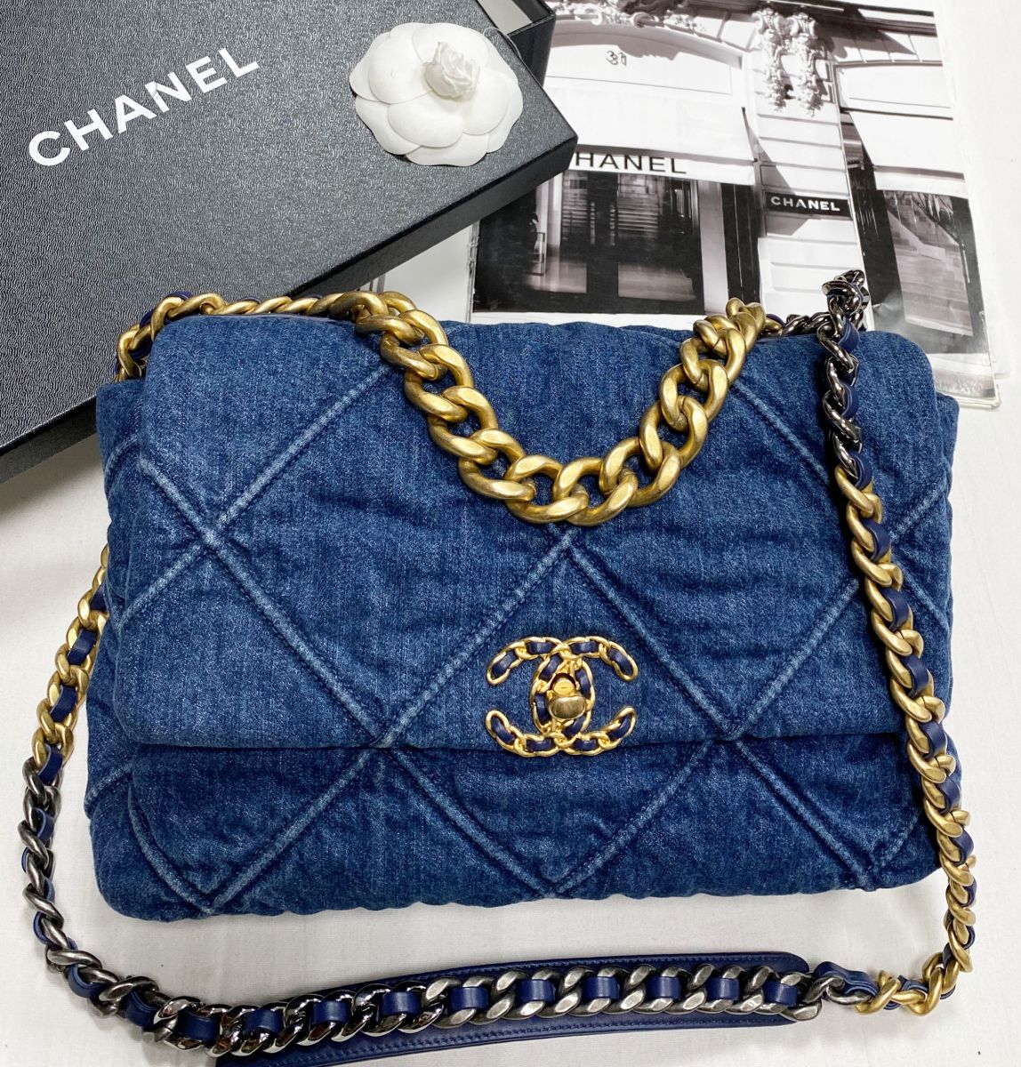 Сумка Chanel размер 30/20 цена 438 340 руб