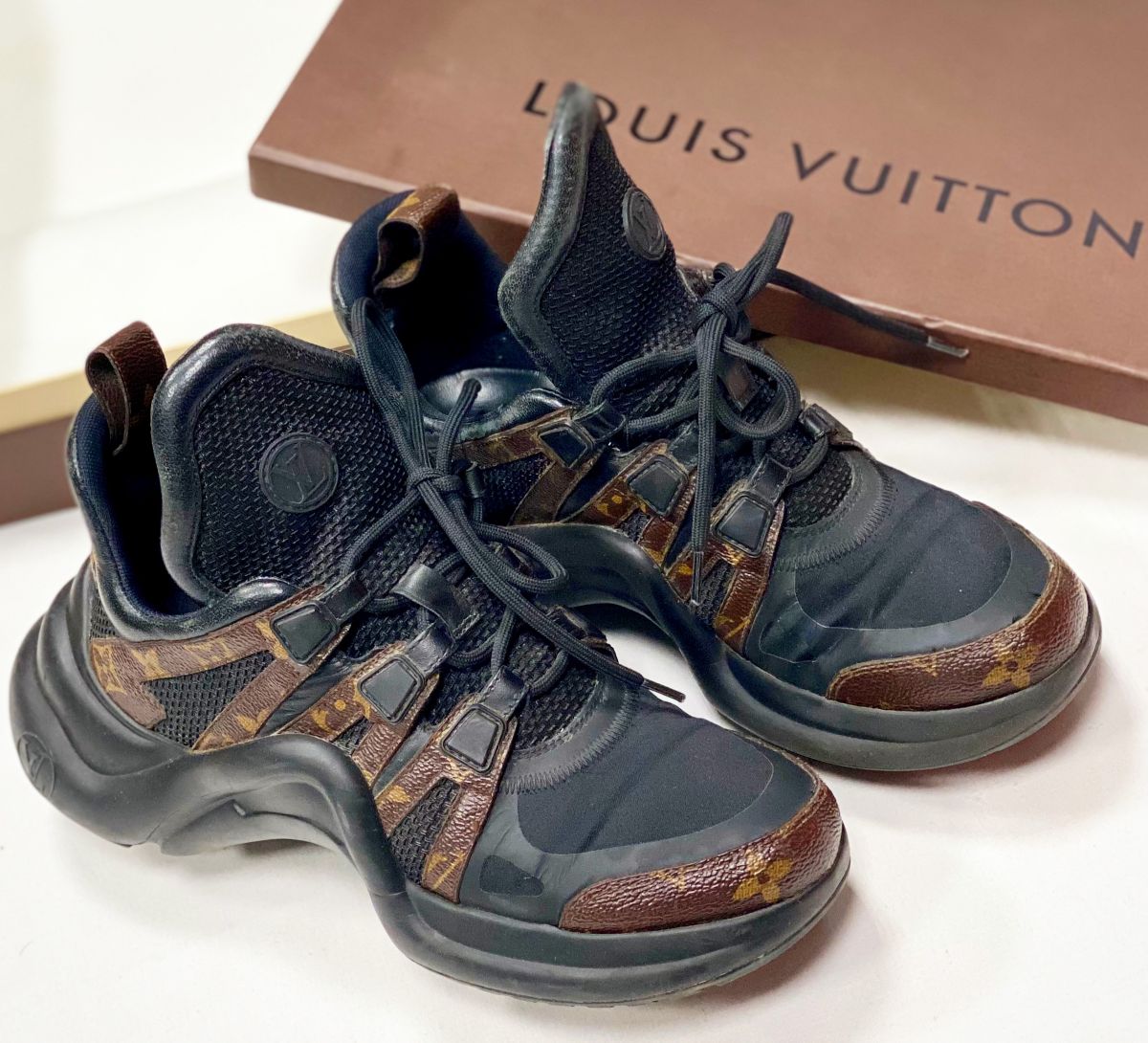 Кроссовки Louis Vuitton размер 37 цена 15 655 руб 