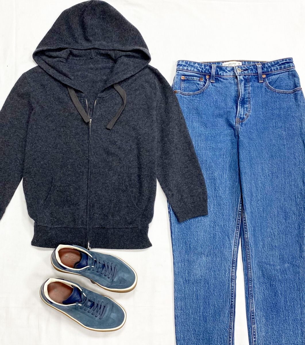 Кардиган-Кофта/ кашемир/ размер 42 цена 7 828 руб
Джинсы Abercrombie размер 28 цена 3 131 руб
Кеды Loro Piana размер 36.5 цена 57 925 руб