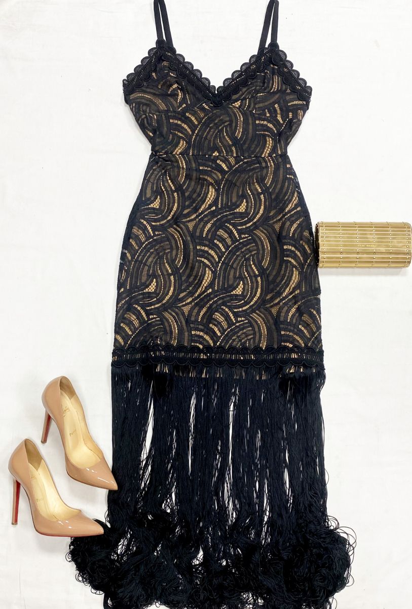 Платье/ ажур/ Elie Saab размер 40 цена 78 275 руб Туфли Louboutin размер 37 цена 15 655 рубКлатч Elie Saab