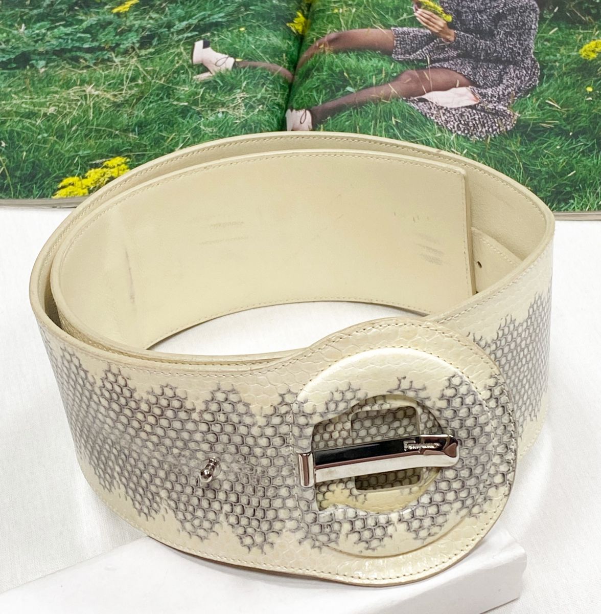 Пояс Salvatore Ferragamo размер 95 цена 7 828 руб

