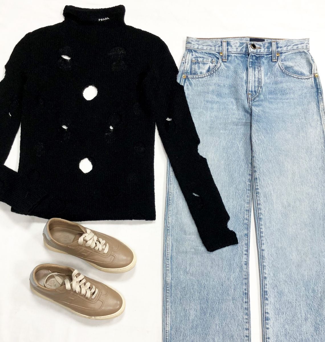 Кофта Prada размер 40 цена 23 483 руб
Джинсы The Row размер 24 цена 15 655 руб
Кеды Hermes размер 36 цена 18 786 руб