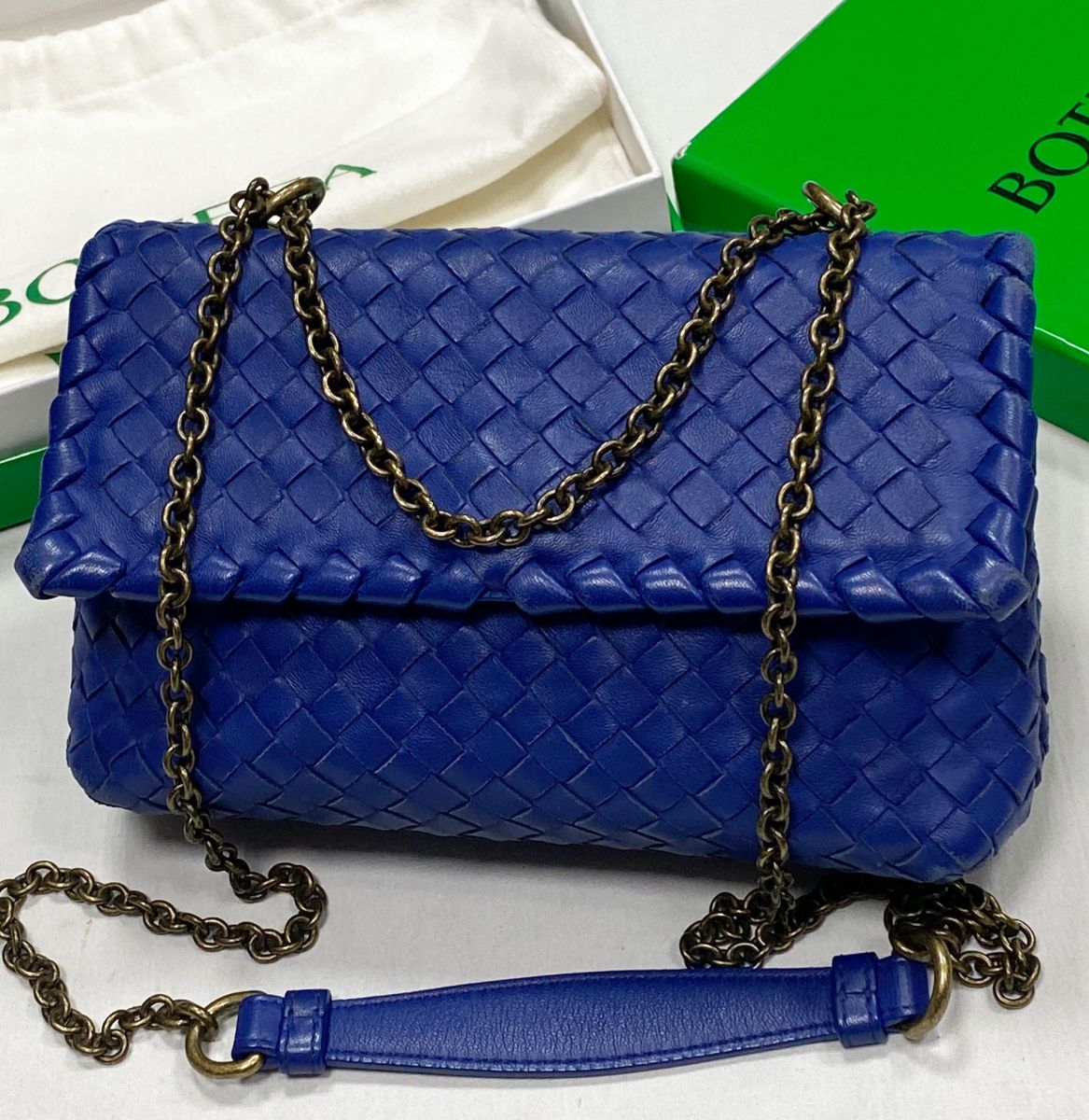Сумочка Bottega Veneta размер 22/14 цена 31 310 руб