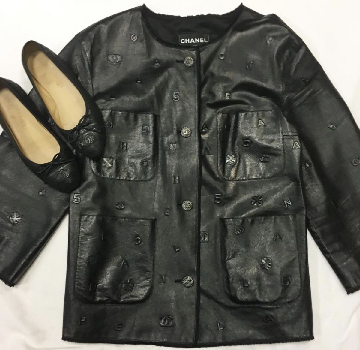 Куртка /кожа/ Chanel размер 42 цена 119 926 руб