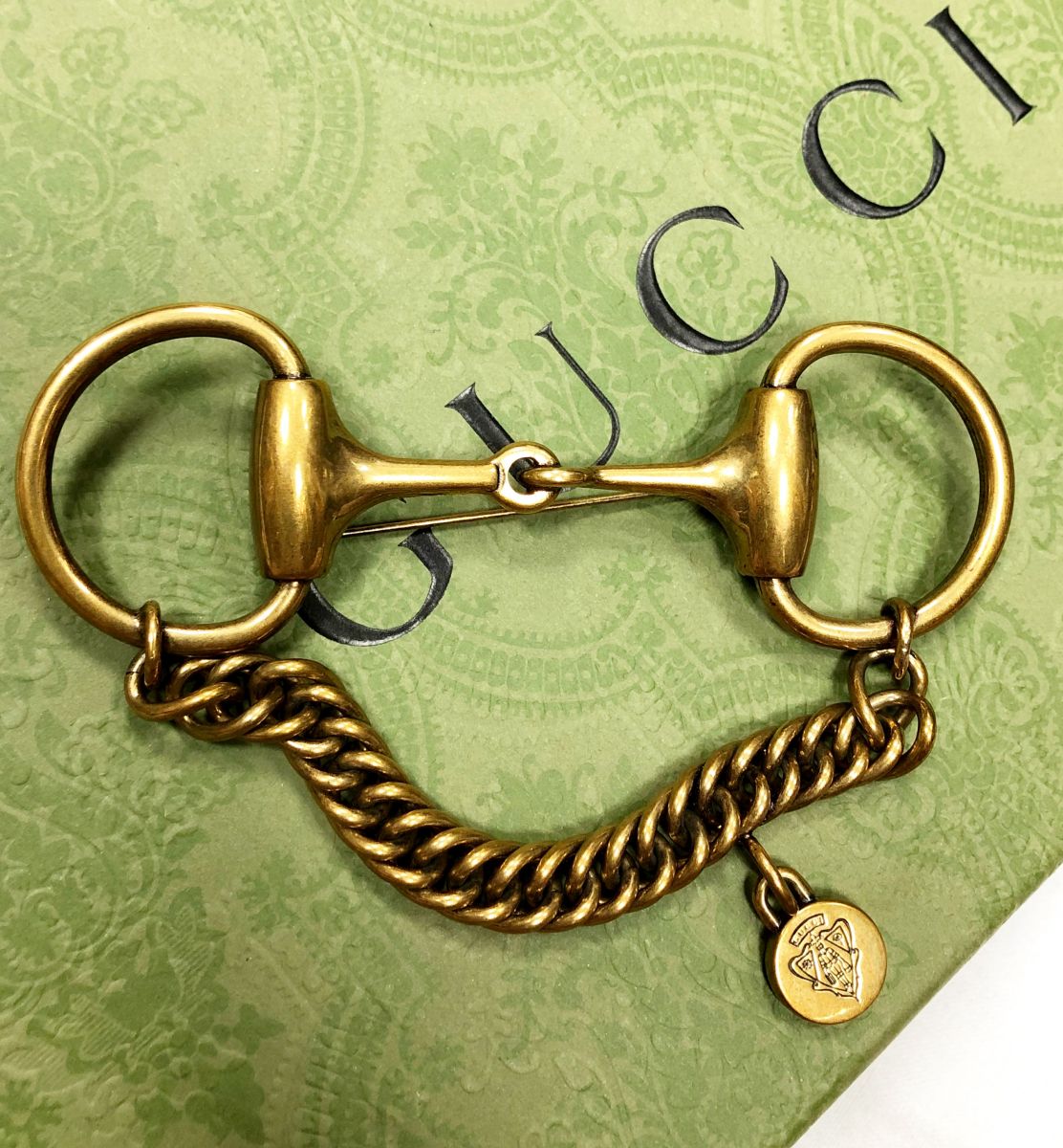 Брошка Gucci цена 6 262 руб 