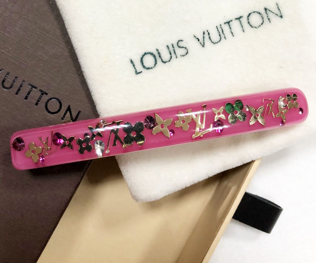 Заколка Louis Vuitton цена 12 308 руб/в коробке/