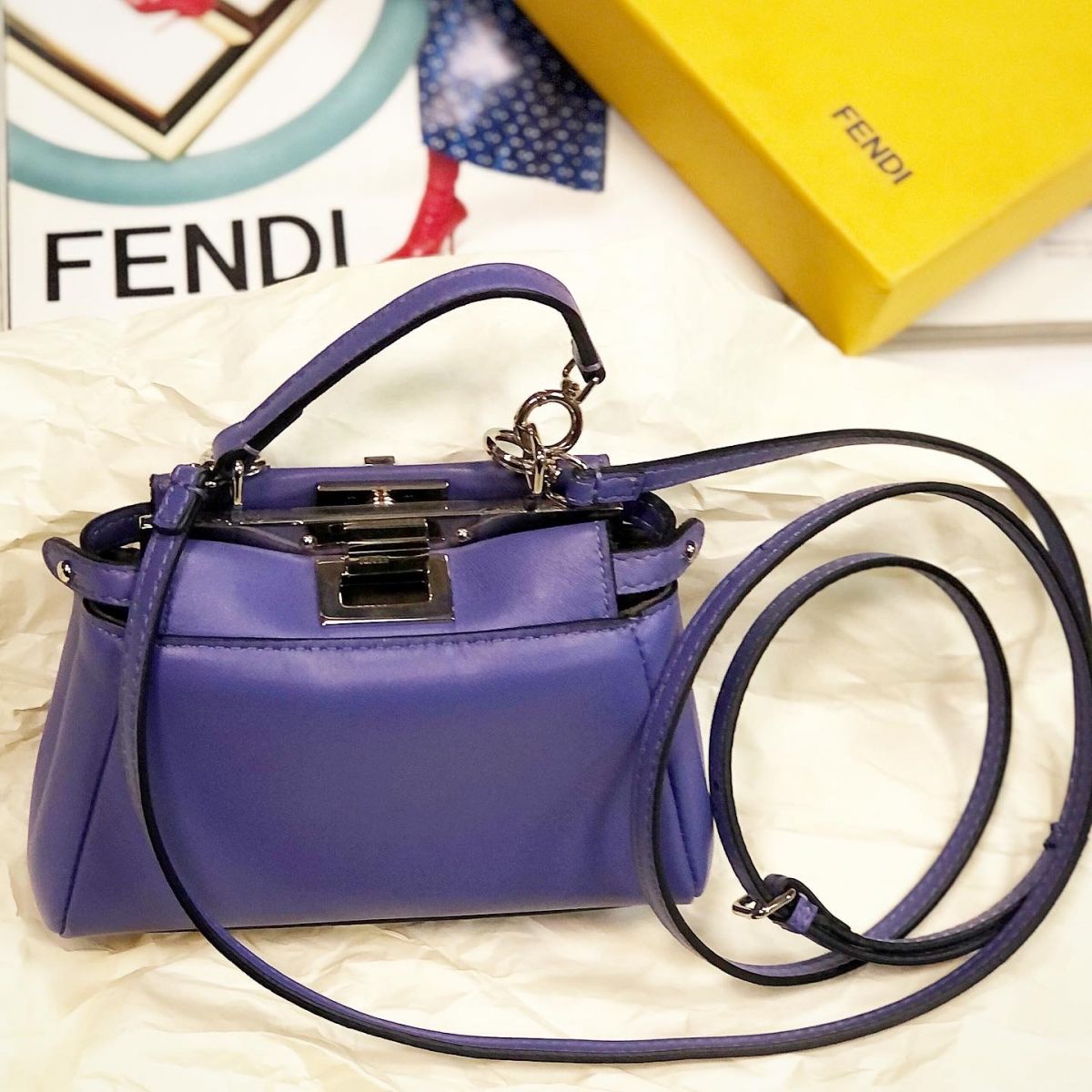 Сумочка Fendi  размер 15/10 цена 30 770 руб 