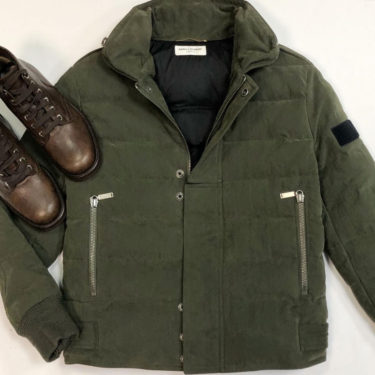 Куртка Saint Laurent размер 34 цена 23 078 рубБотинки Chanel размер 37.5 цена 30 770 руб