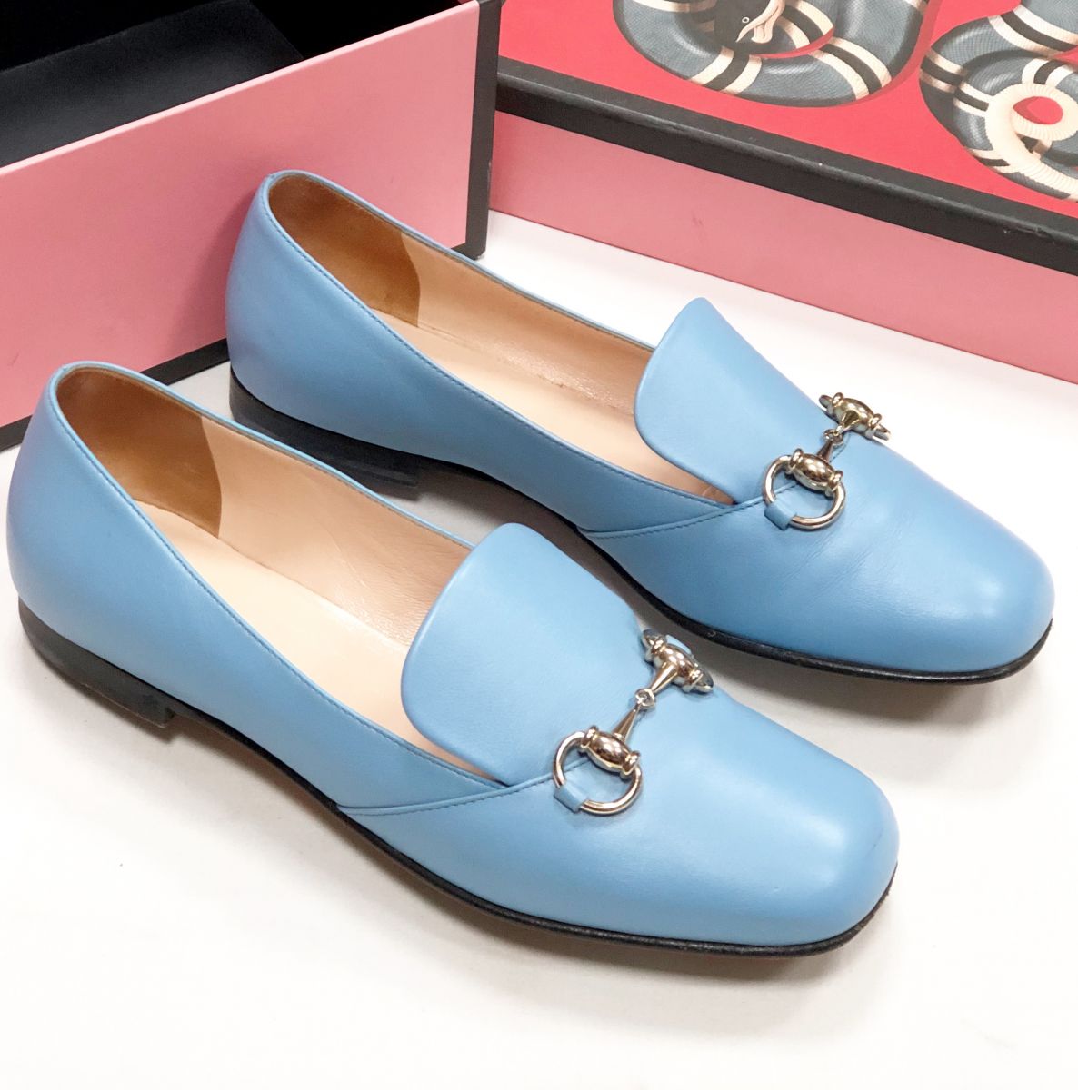 Лоферы Gucci размер 38 цена 23 078 руб
