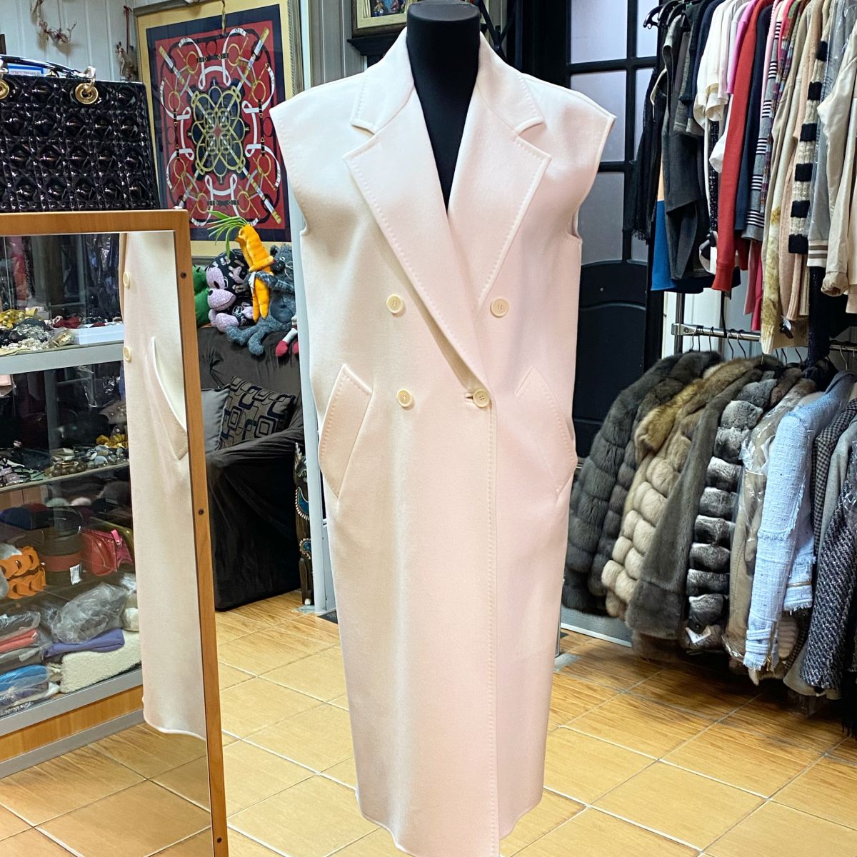 Жилет Max Mara размер 42 цена 23 078 руб 