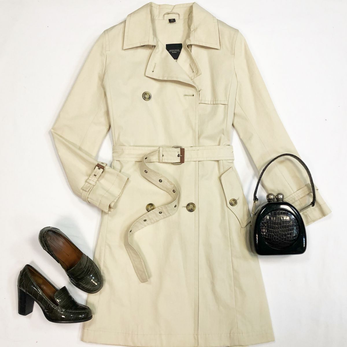 Плащ MAXMARA  размер 44 цена 15 385 рубТуфли MARC JACOBS  размер 38 цена 7 693 руб