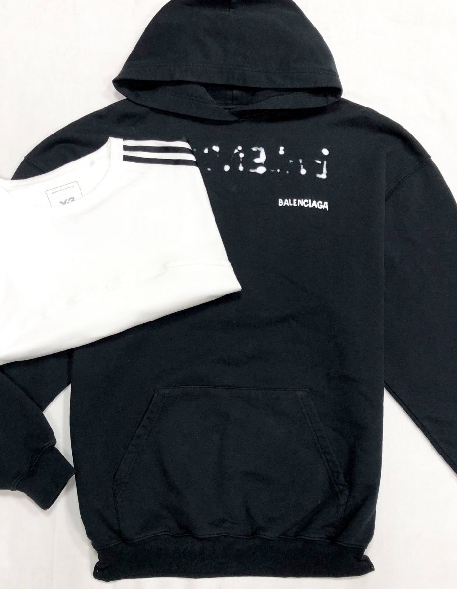 Толстовка Balenciaga размер S цена 31 310 руб
Футболка Y-3 размер L цена 10 959 руб
