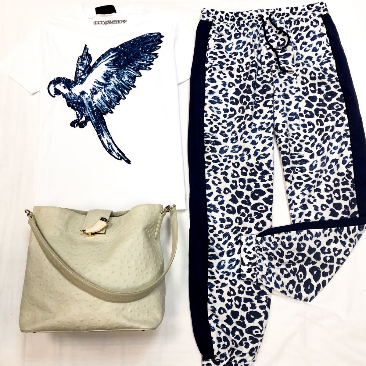 Футболка SPORT MAX CODE размер S цена 3 078 руб 
Брюки SPORTMAXCODE размер S цена 4 616 руб 
Сумка CAVALLI JUST