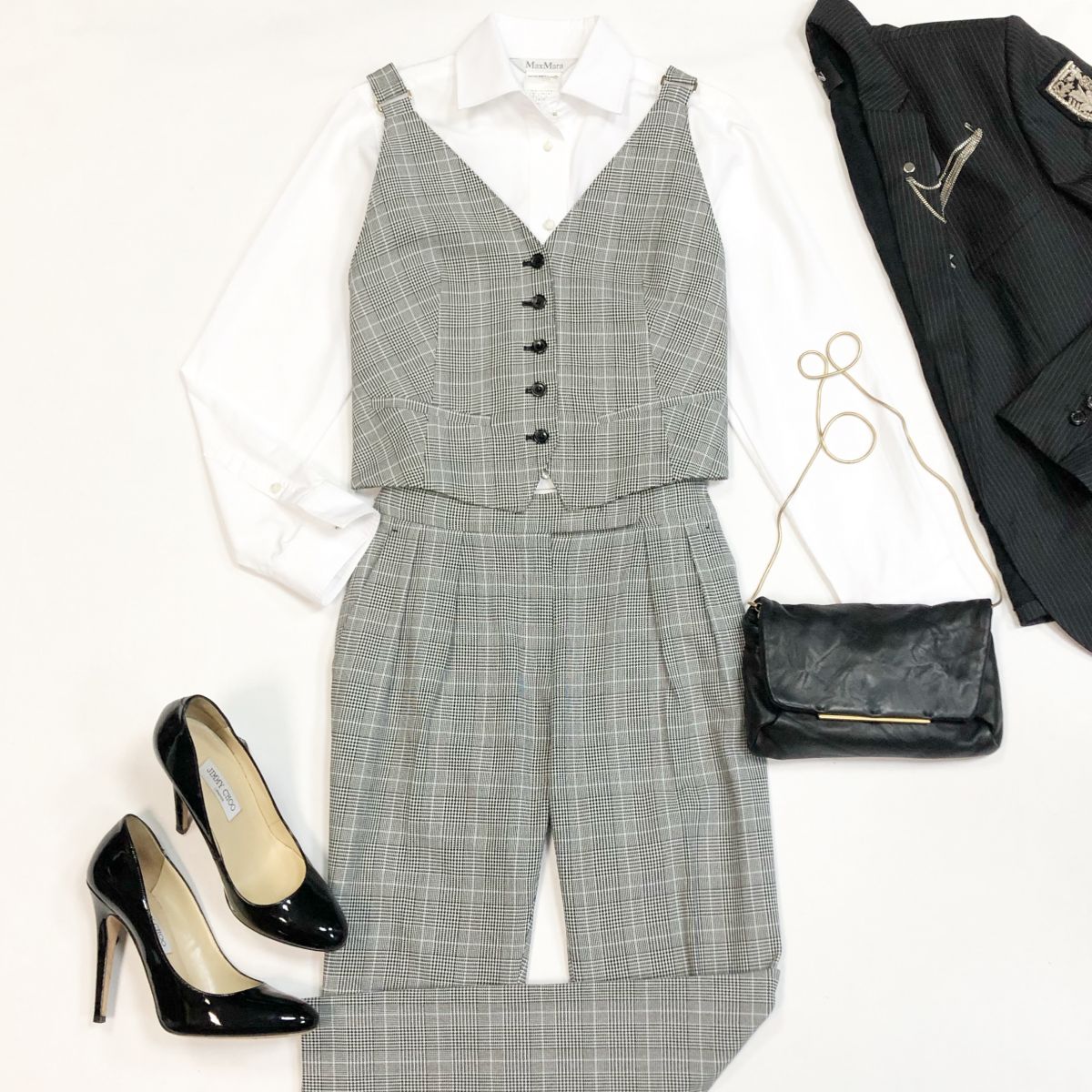 Костюм Жилет + Брюки Max Mara размер 42 цена 12 308 рубРубашка Max Mara размер 40 цена 6 154 рубТуфли Jimmy Choo размер 40 цена 7 693 рубСумка Lanvin