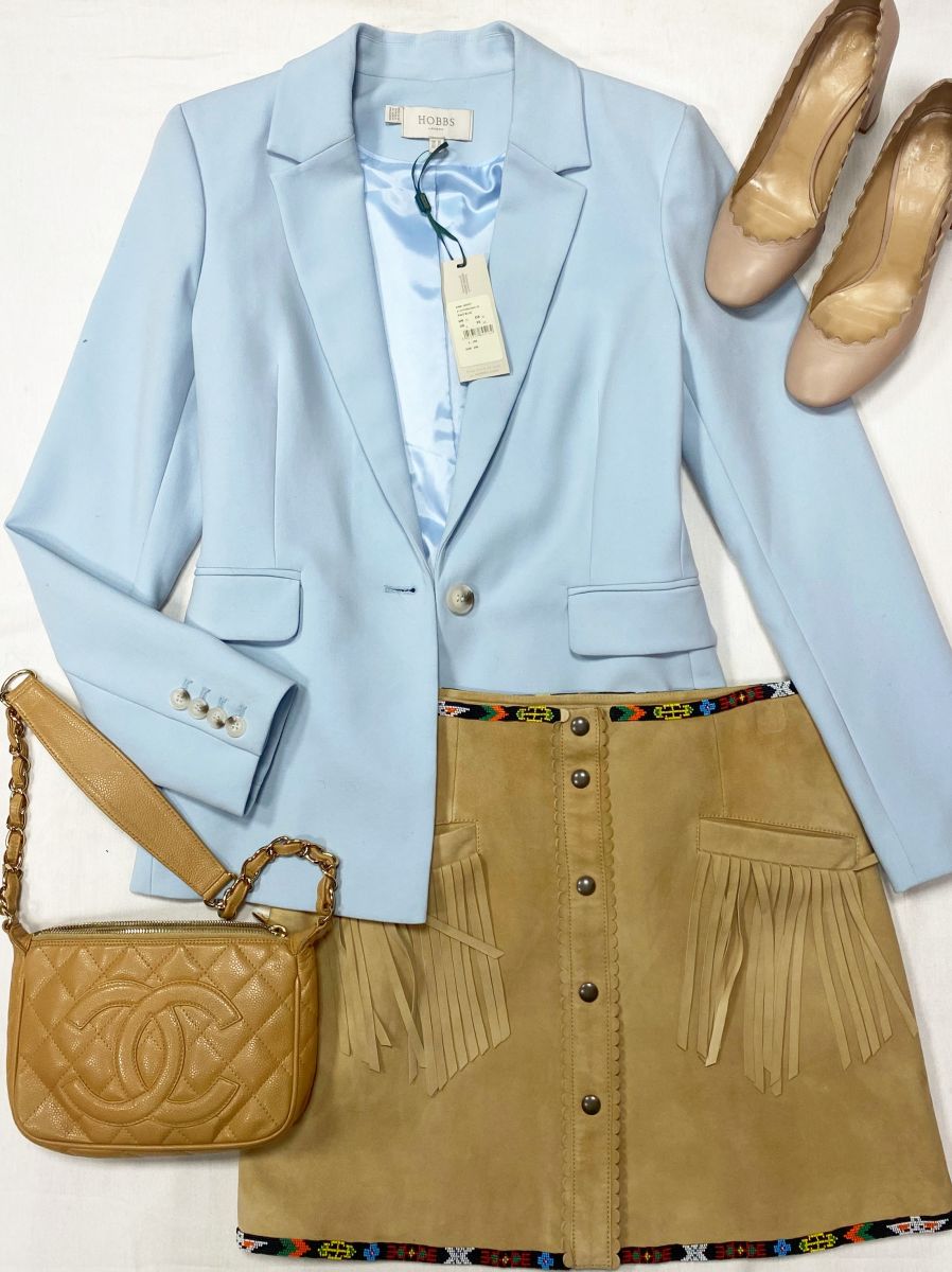 Юбка / замша / отделка бисер / Miu Miu размер 42 цена 39 138 руб 
Жакет Hobbs размер 38 цена 15 655 руб / с ценником / 
Туфли Chloè размер 39 цена 9 393 руб 
Сумочка Chanel