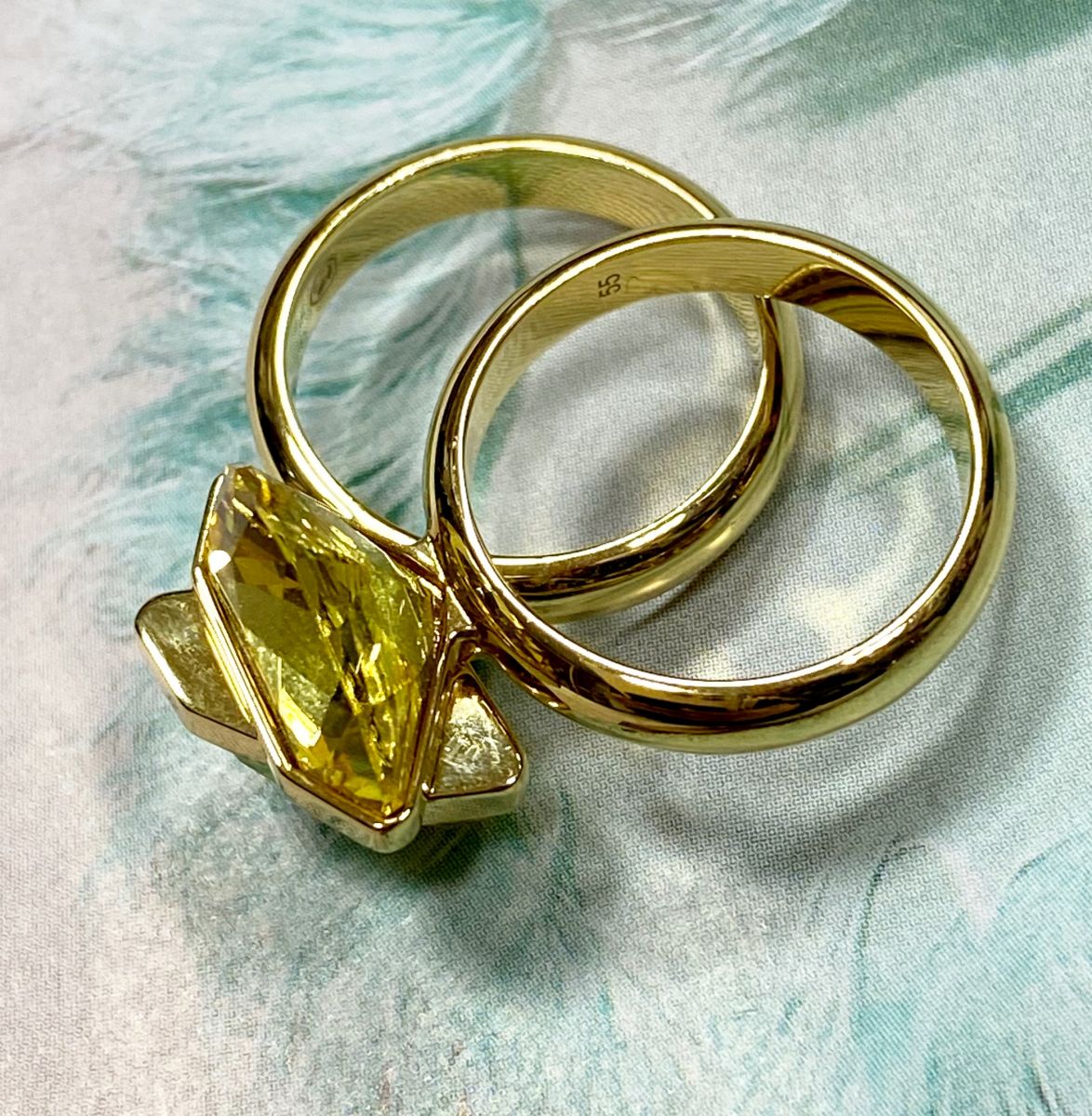 Кольцо Swarovski цена 4 697 руб