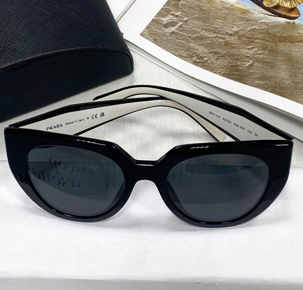 Очки Prada цена 15 655 руб
