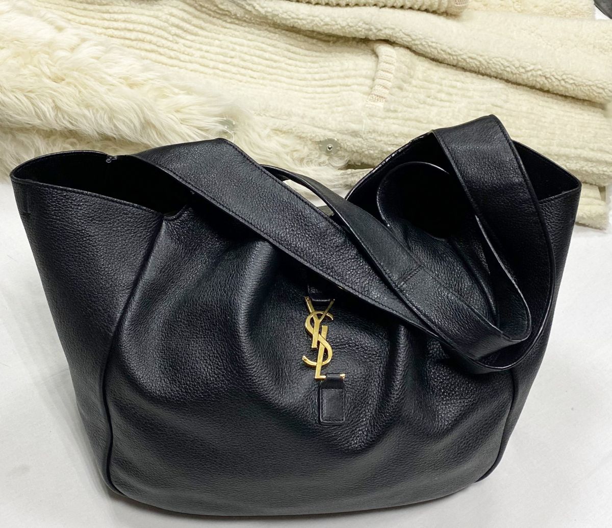 Сумка Saint Laurent размер 35/25 цена 93 930 руб