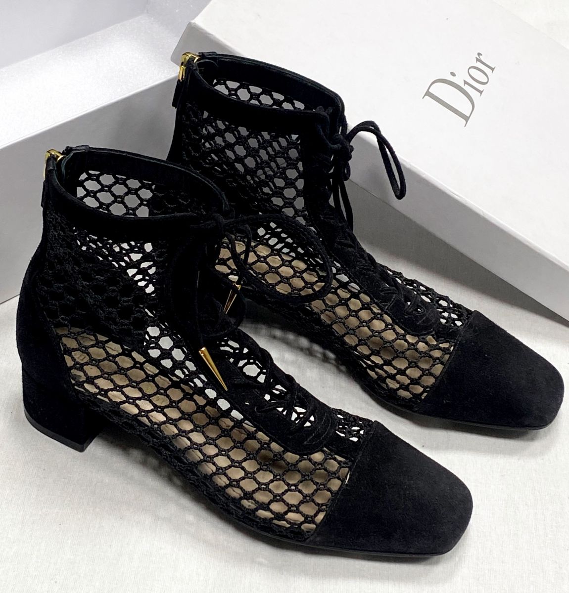 Ботильоны Christian Dior размер 36.5 цена 15 655 руб

