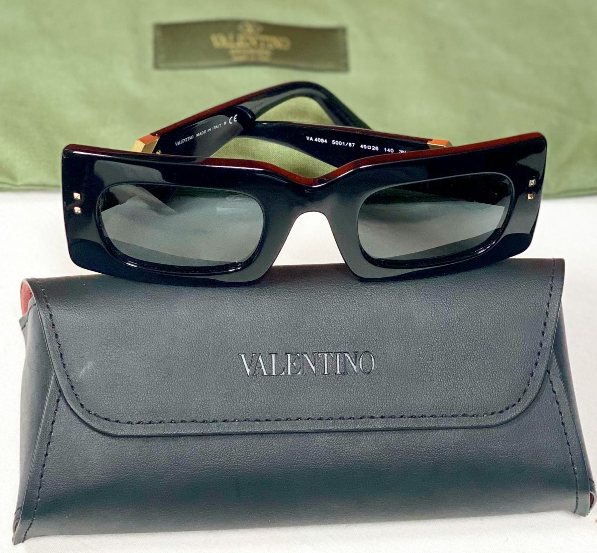 Очки Valentino цена 18 786 руб 
