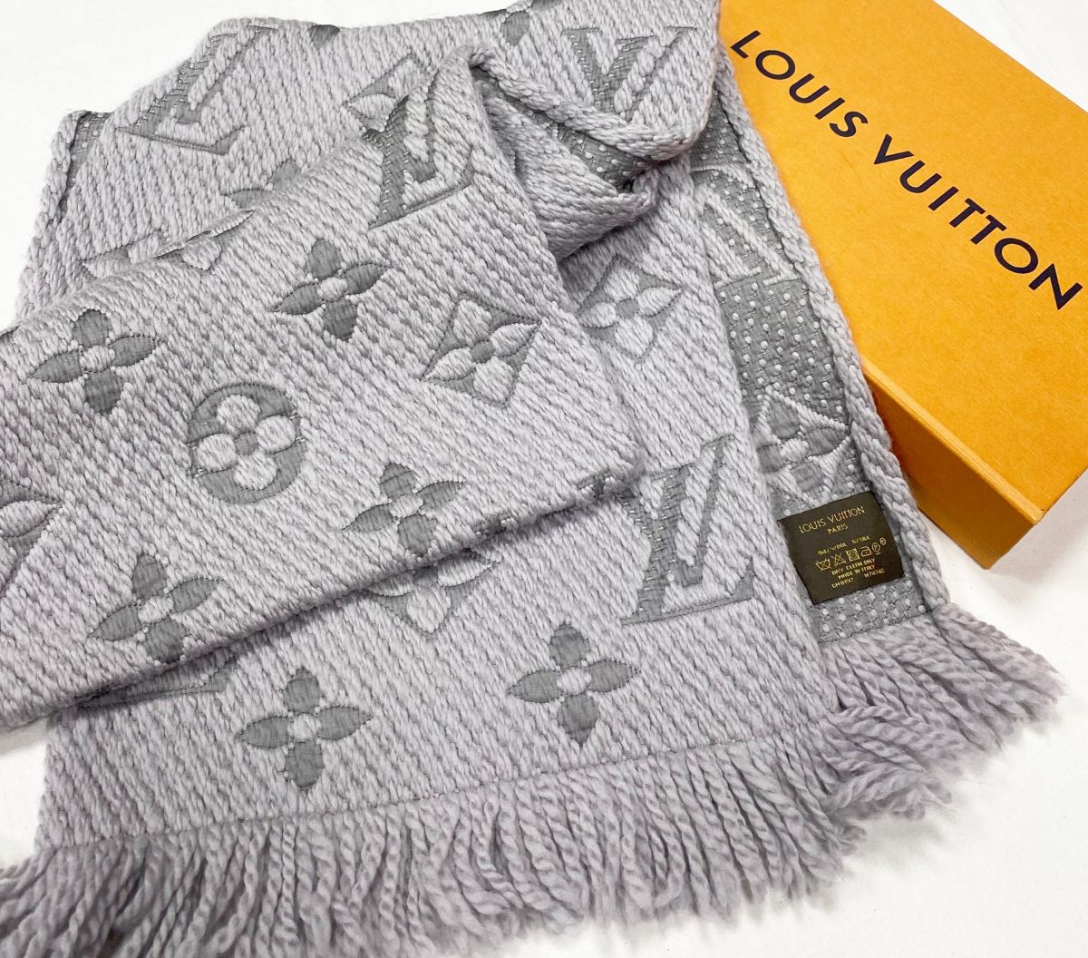 Шарф Louis Vuitton цена 23 483 руб