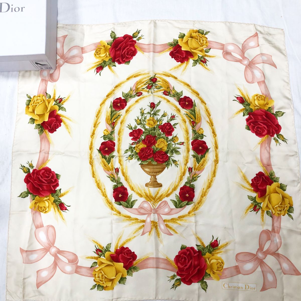Платок /шелк/ CHRISTIAN DIOR цена 15 655 руб