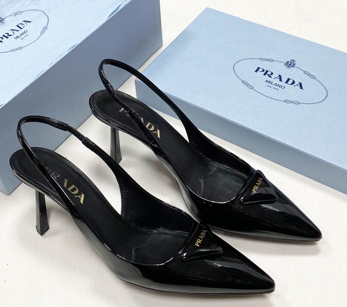 
Туфли Prada размер 39.5 цена 54 793 руб 