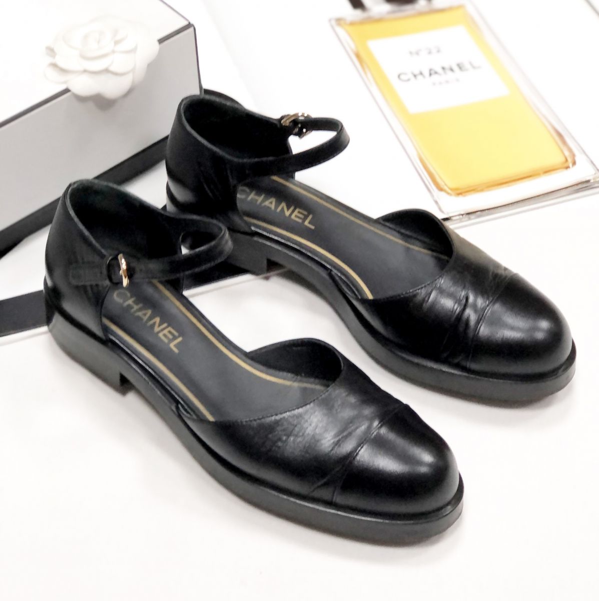 Туфли Chanel размер 40 цена 61 540 руб


