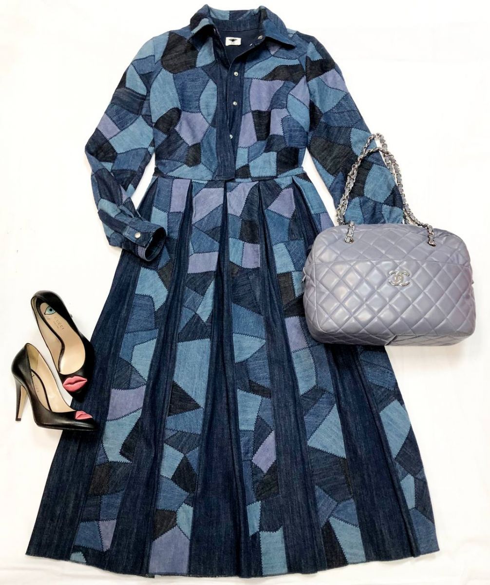 Платье джинсовое CHRISTIAN DIOR размер 38/42 цена 38 463 руб 
Сумка CHANEL