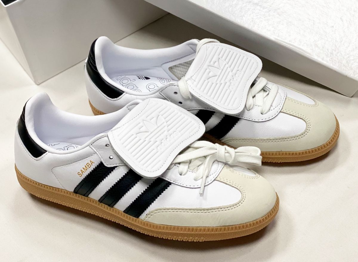 Кеды Adidas размер 40.5 цена 23 078 руб / новые / 